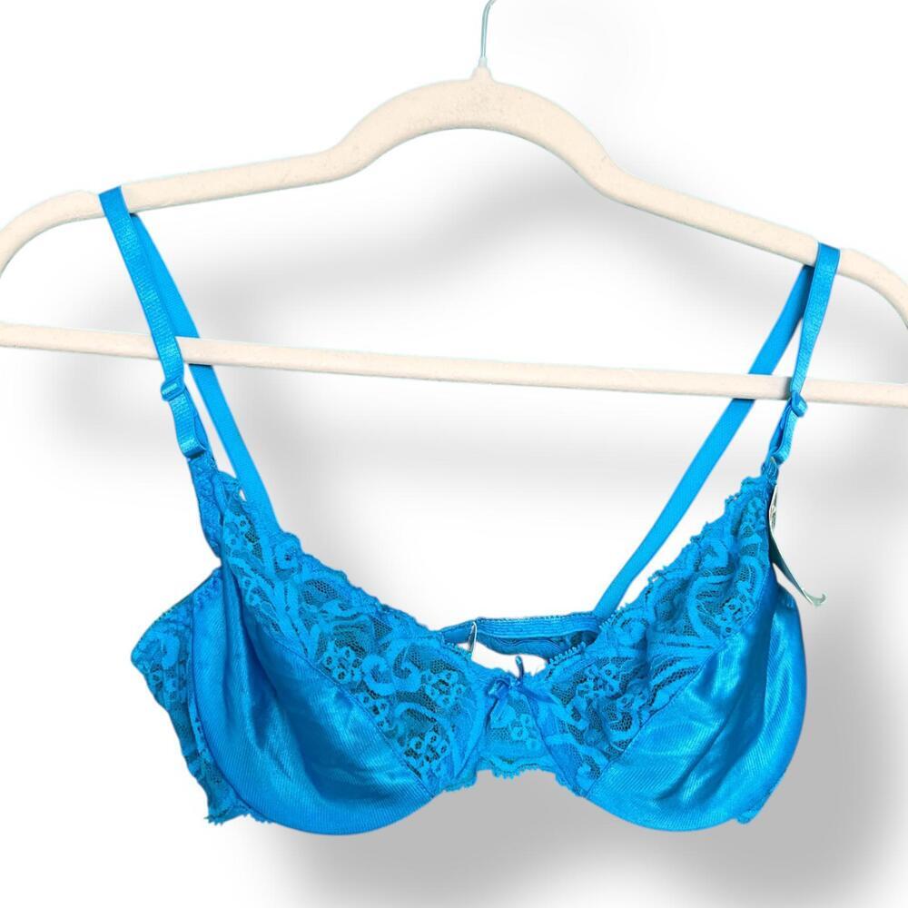 Vintage Deadstock Electric Blue Lace Satin Bra Size 34B